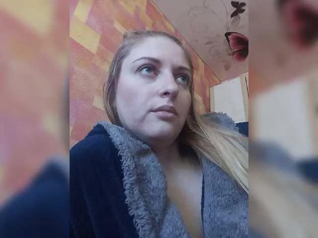 Offline Viktoria-play on BongaCams
