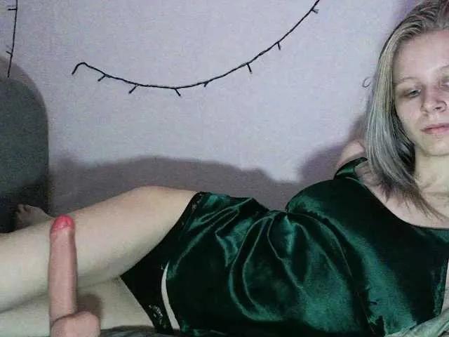 Freechat White-snow on BongaCams