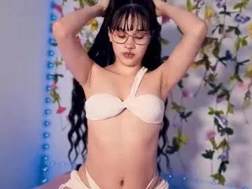 Freechat _ariiaa_ on Chaturbate