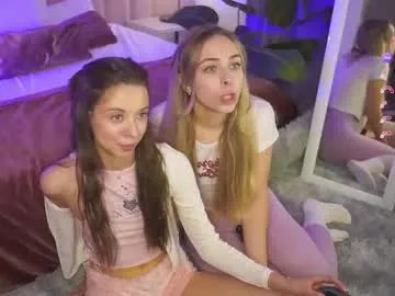 Freechat _fluffybunny_ on Chaturbate
