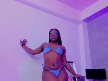 alaia_colins on Chaturbate 