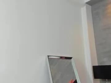 alaia_colins on Chaturbate 