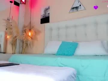 Freechat amelyamann on Chaturbate