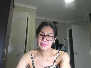 Freechat angelchezcka on Chaturbate