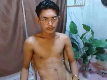 Freechat asianhotbigcock on Chaturbate