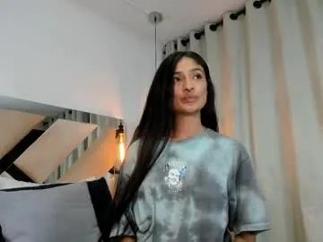 Freechat aurorabon on Chaturbate