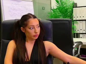 Freechat babesgowild on Chaturbate