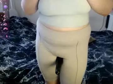 Freechat bettyandrich on Chaturbate