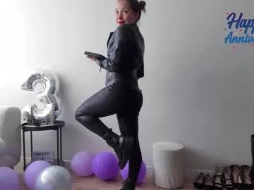 Private cheek_chic12 on Chaturbate