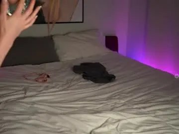 Freechat chloewildd on Chaturbate