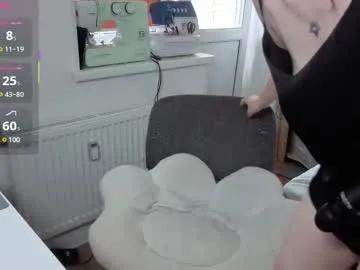 Freechat cutiepiealice on Chaturbate