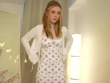 Private cyberheart_ on Chaturbate