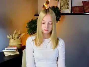 Freechat darceyheyd on Chaturbate