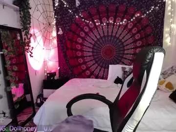 dollhoneycam on Chaturbate 