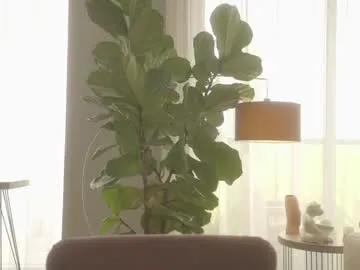 Freechat emma_lu1 on Chaturbate