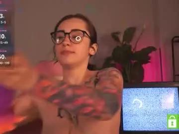 Freechat evarabbit on Chaturbate