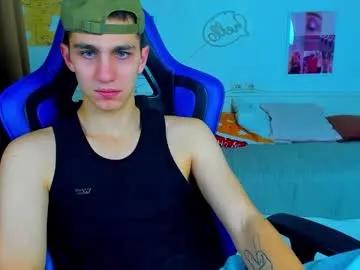 Freechat frank_mooree on Chaturbate