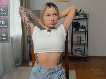 glossybabe_ — wish me good luck !? lovense work ... call me Cheery :) #18 #bigboobs #new #blonde #teen [10 tokens remaining]