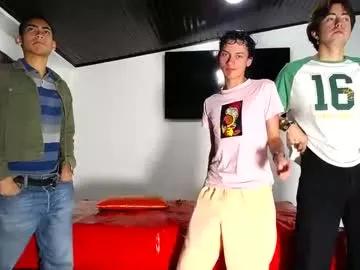 Freechat gnecos on Chaturbate