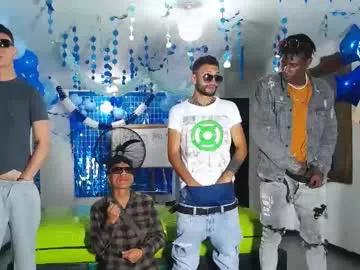 Freechat gnecos on Chaturbate