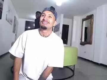 Freechat gnecos on Chaturbate