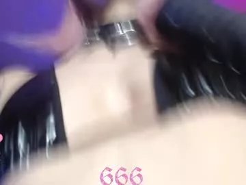 Freechat gothicute on Chaturbate
