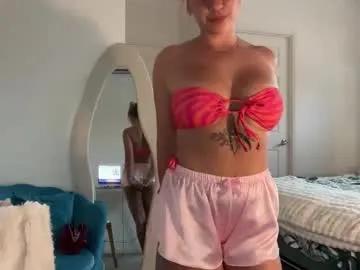 hiiandreaa — tip goal:  bikini try-on  let's chill together  #new #bigboobs #18 #teen #cute #shy [620 tokens remaining]