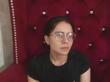 Freechat honeybuu_ on Chaturbate