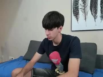 Freechat hotflirtyfella on Chaturbate