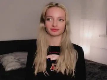 Freechat hypno_eyes_babe on Chaturbate