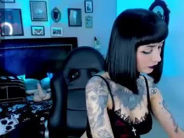 isisraichuu on Chaturbate 