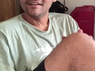 Freechat itsmylife021 on Chaturbate