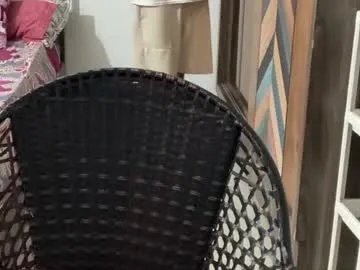 Freechat itsmylife021 on Chaturbate