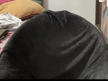 Freechat itsmylife021 on Chaturbate