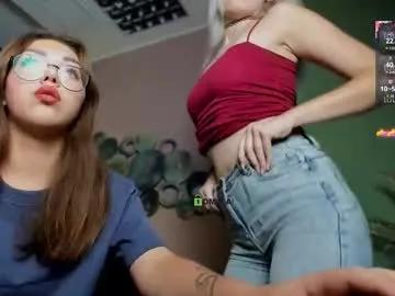 jaklin_meow — GOAL: rip tights [555 tokens remaining] Welcome to my room! #bigboobs #bigass #brunette  #nude #18