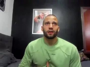 Freechat jasonmartiinez on Chaturbate