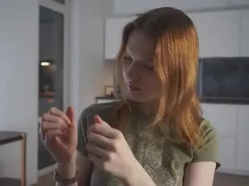 jerrybenear — My name is Molly!! Control link for free PVT <3 I'm #new and #redhead #18 #bigboobs #shy Goal: tease u with my panties straps [78 tokens remaining]