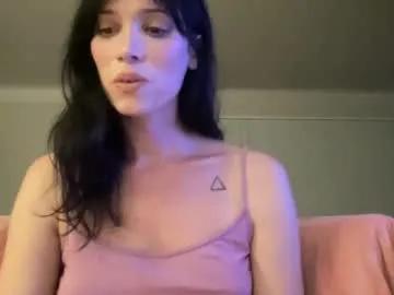 Freechat kikihart on Chaturbate