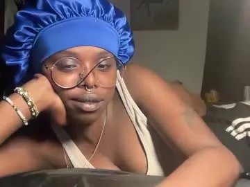 Freechat kinkycoupleinteracial on Chaturbate