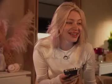 kinkylina_ on Chaturbate 