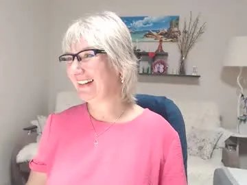 Freechat leilamays on Chaturbate