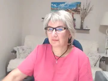 Freechat leilamays on Chaturbate