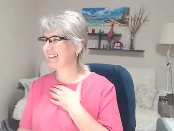 Freechat leilamays on Chaturbate