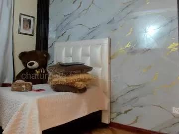 Freechat lesly_w on Chaturbate