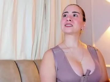 Freechat lia_walton__ on Chaturbate