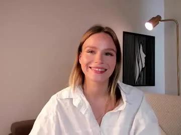 Freechat lipswithsweetonthem on Chaturbate