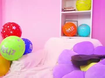 little_effy18_ on Chaturbate 