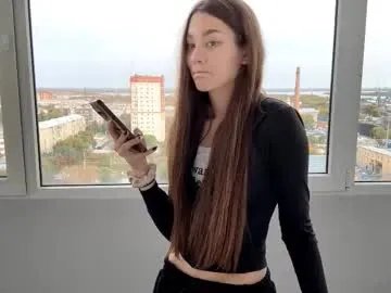 Freechat little_ieity on Chaturbate