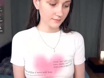 Freechat loradarter on Chaturbate