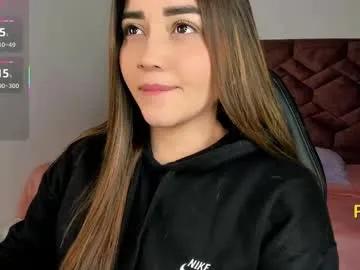 Private lucia_star_ on Chaturbate